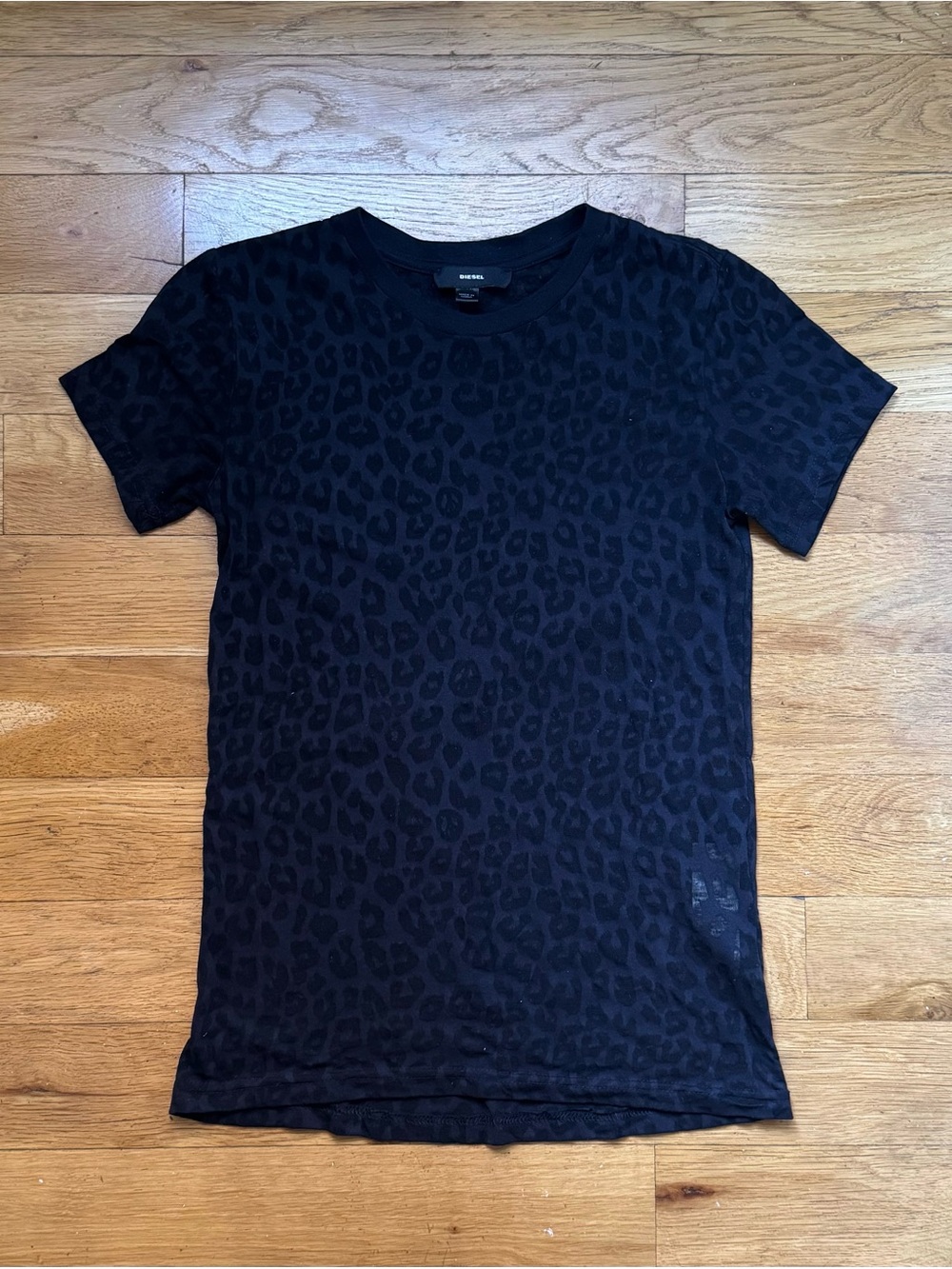 midnight blue Diesel leopard print t-shirt (size: XXS)